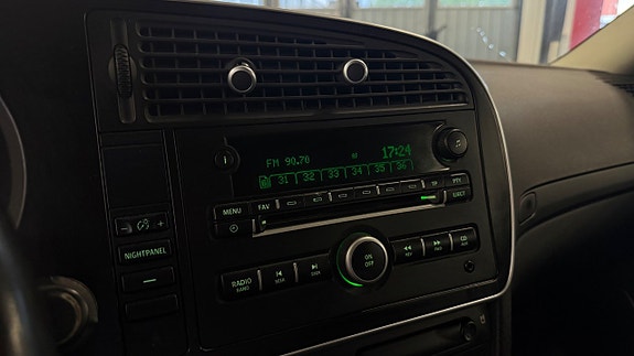 Saab 9-3 16 of 23