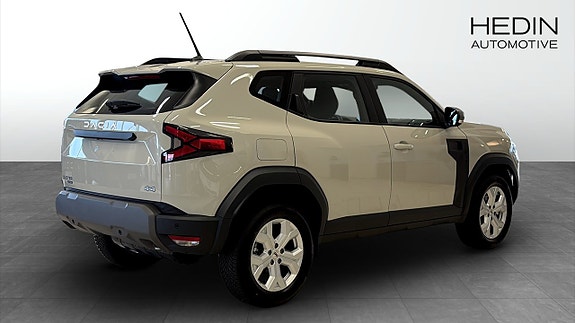 Dacia Duster 2 of 12