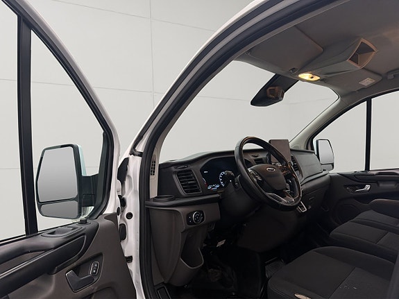 Ford Transit Custom 15 of 30