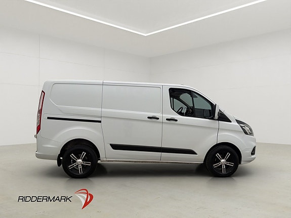 Ford Transit Custom 2 of 30