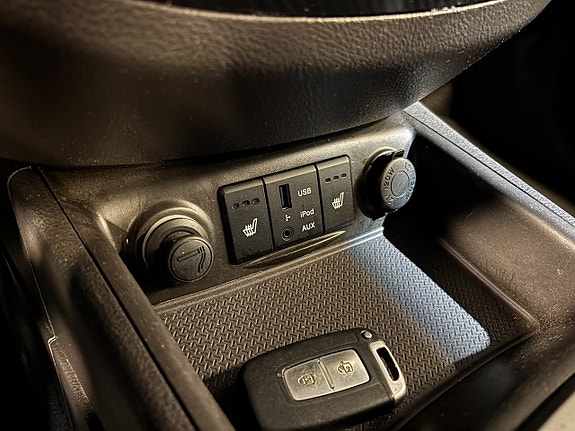 Hyundai Santa Fe 12 of 24