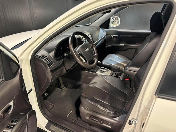 Hyundai Santa Fe 7 of 24