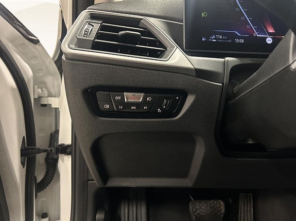 BMW 330e 19 of 21