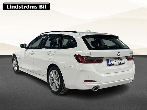 BMW 330e 4 of 21