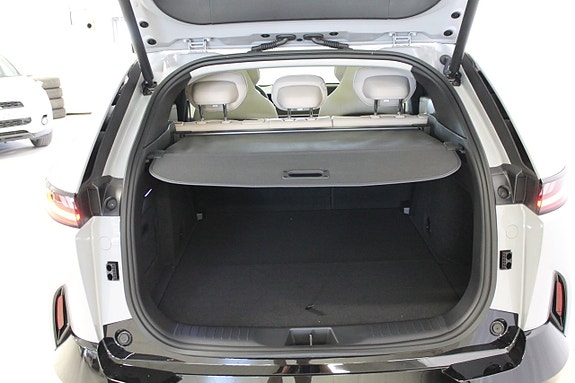 Mazda CX-6e 5 of 12