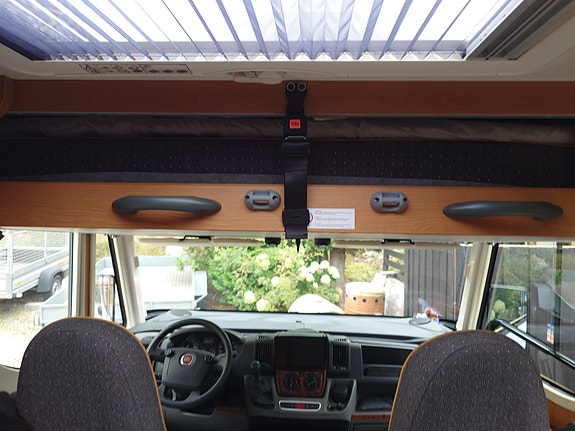 Dethleffs Globebus integral I2 5 of 17