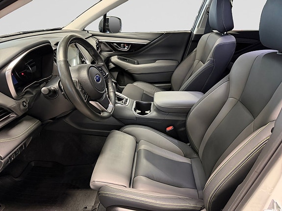 Subaru Outback 9 of 24