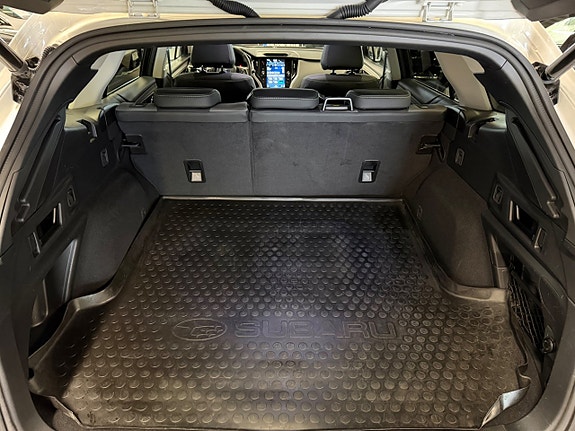 Subaru Outback 18 of 24