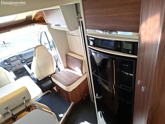 Adria MATRIX M 670SL Långbäddar, Taksäng, Cykelställ 14 of 17