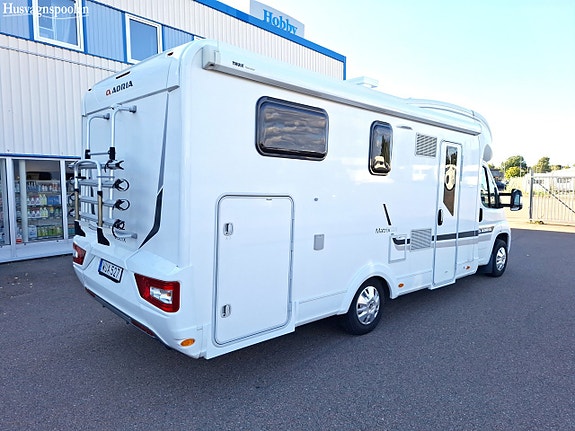 Adria MATRIX M 670SL Långbäddar, Taksäng, Cykelställ 3 of 17