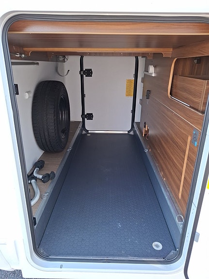 Adria MATRIX M 670SL Långbäddar, Taksäng, Cykelställ 17 of 17