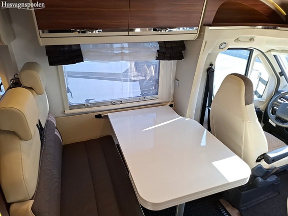 Adria MATRIX M 670SL Långbäddar, Taksäng, Cykelställ 6 of 17