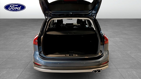 Ford Focus 10 of 12