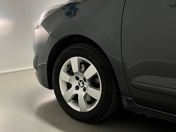 Peugeot 5008 12 of 28
