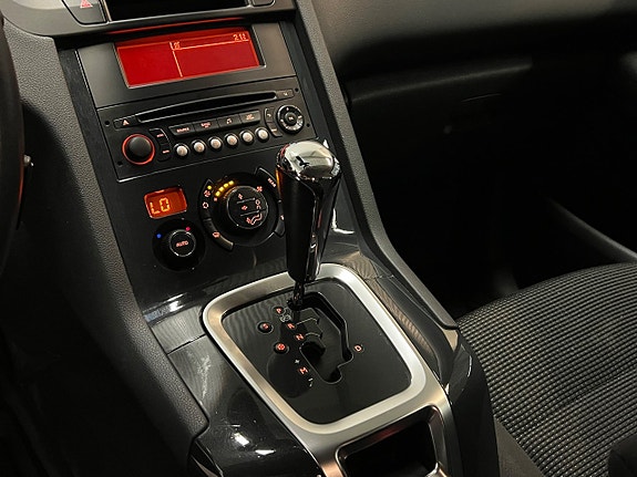 Peugeot 5008 18 of 28