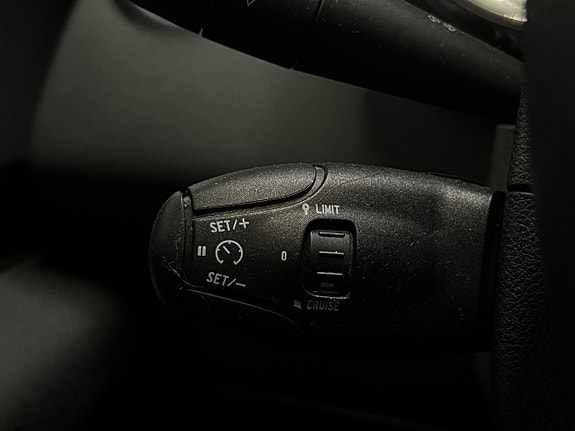Peugeot 5008 27 of 28