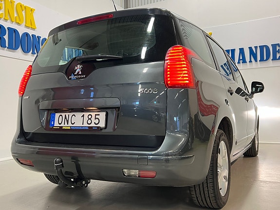Peugeot 5008 10 of 28