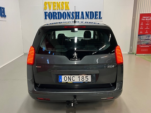 Peugeot 5008 8 of 28