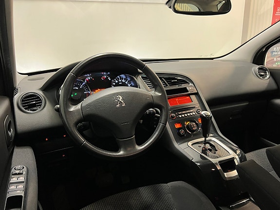 Peugeot 5008 21 of 28