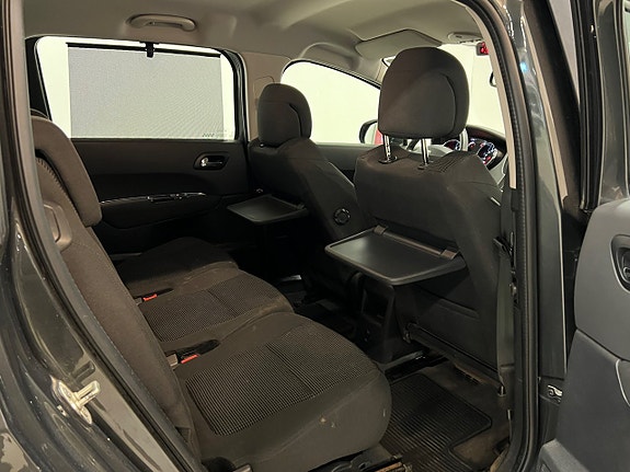 Peugeot 5008 20 of 28