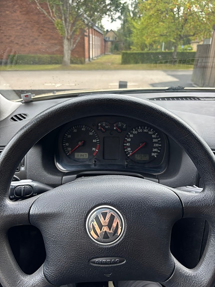 Volkswagen Golf IV 6 of 6