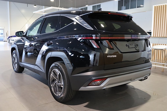 Hyundai Tucson 4 of 26