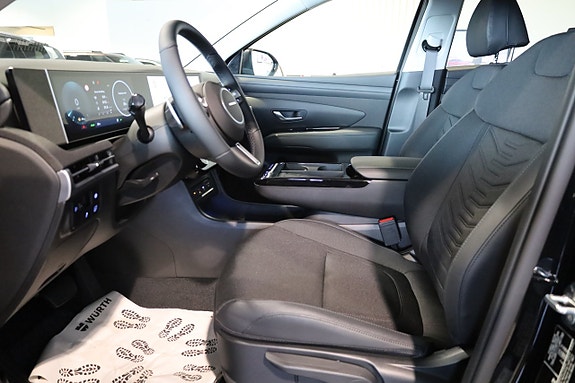 Hyundai Tucson 11 of 26