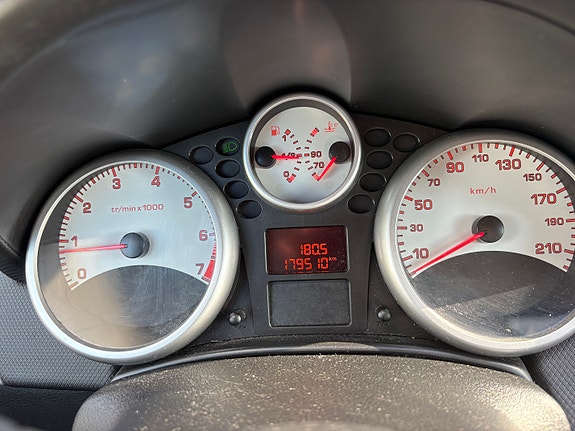 Peugeot 207 5 of 8