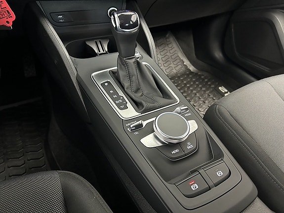 Audi Q2 18 of 20