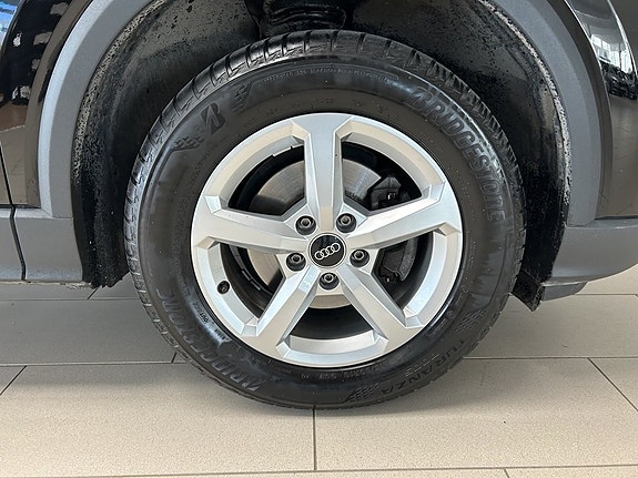 Audi Q2 19 of 20
