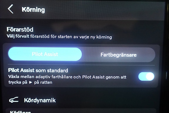 Volvo XC60 13 of 28