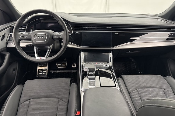 Audi Q8 14 of 30