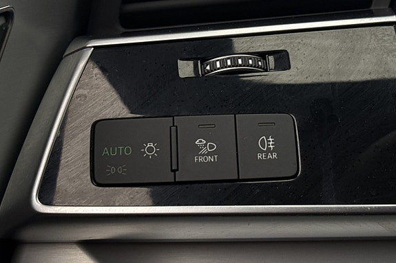 Audi Q8 16 of 30