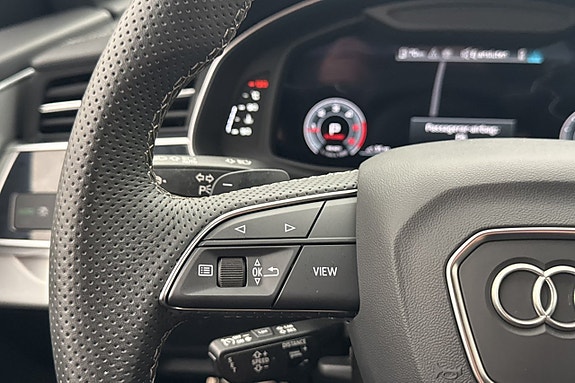 Audi Q8 19 of 30
