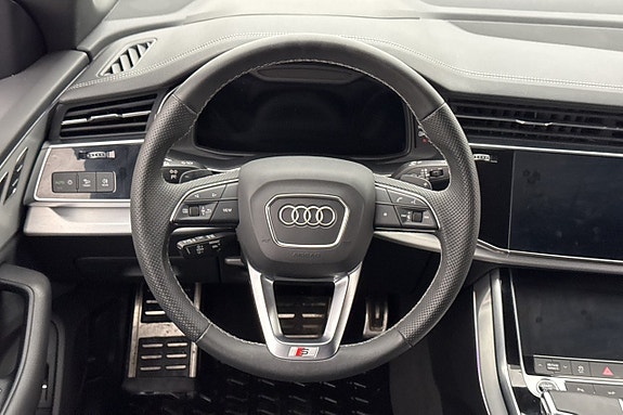 Audi Q8 15 of 30
