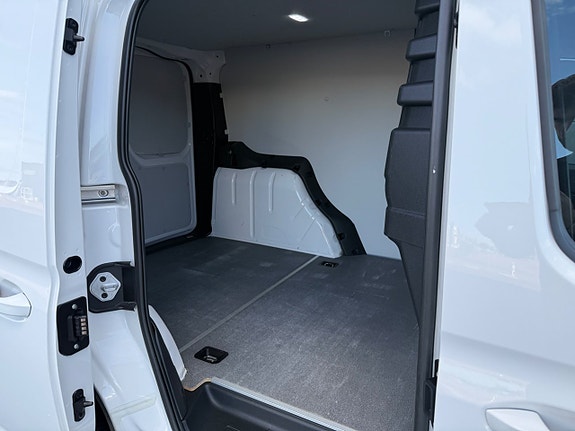 Volkswagen Caddy 4 of 28