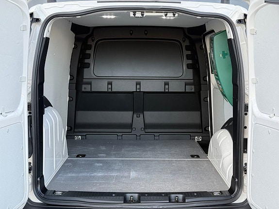 Volkswagen Caddy 17 of 28