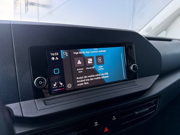 Volkswagen Caddy 26 of 28