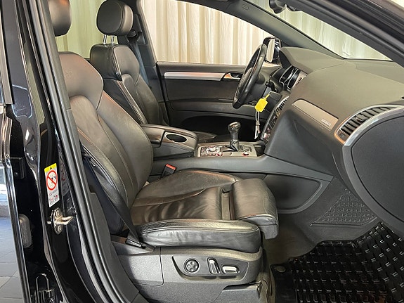 Audi Q7 10 of 20