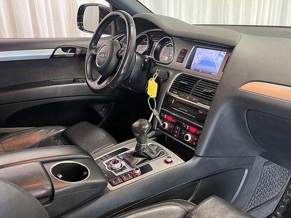 Audi Q7 9 of 20
