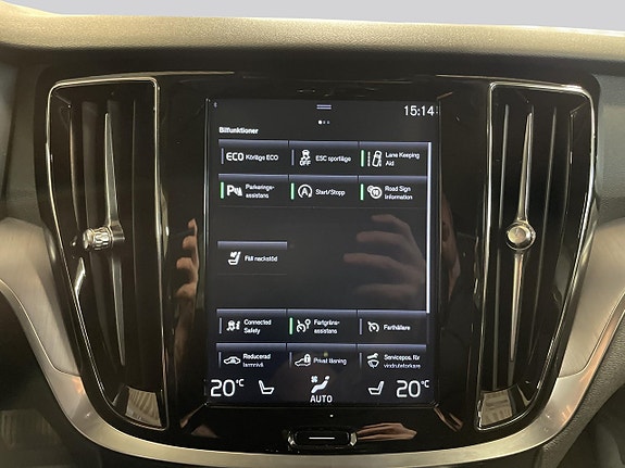 Volvo V60 16 of 19