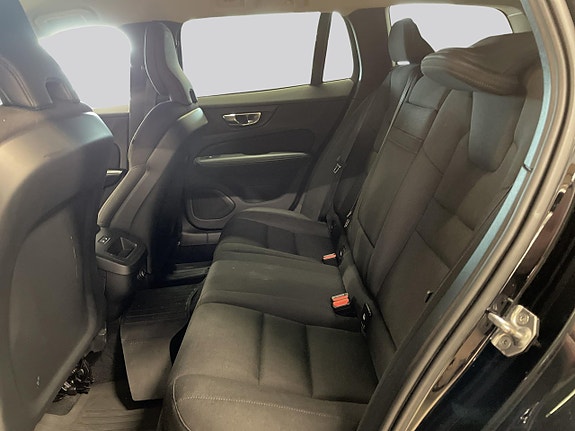 Volvo V60 8 of 19