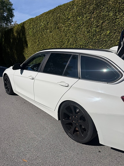BMW 320d 5 of 7