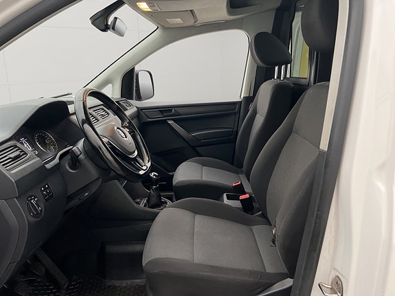 Volkswagen Caddy 18 of 30