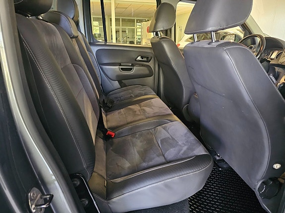 Volkswagen Amarok 5 of 8