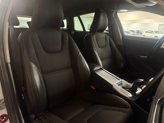 Volvo V60 Cross Country 24 of 24