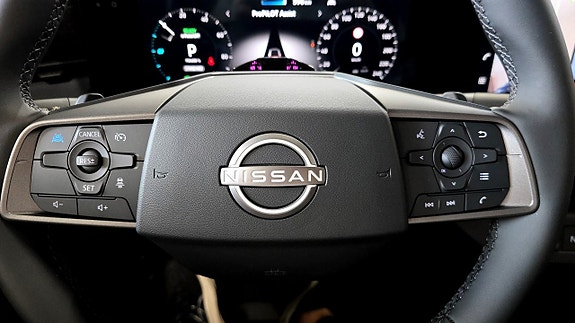 Nissan Leaf 14 of 15