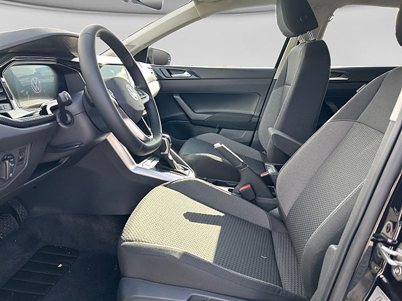 Volkswagen Polo 9 of 15