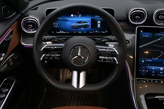Mercedes-Benz C300 7 of 27