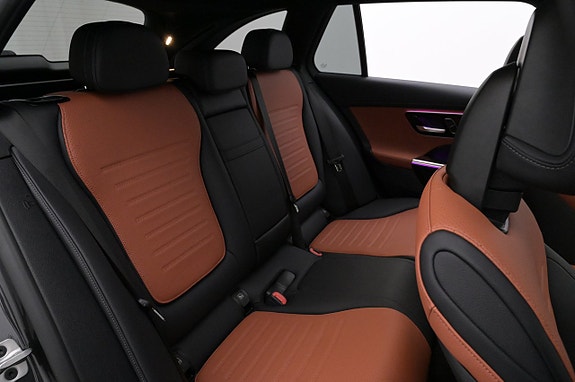 Mercedes-Benz C300 21 of 27